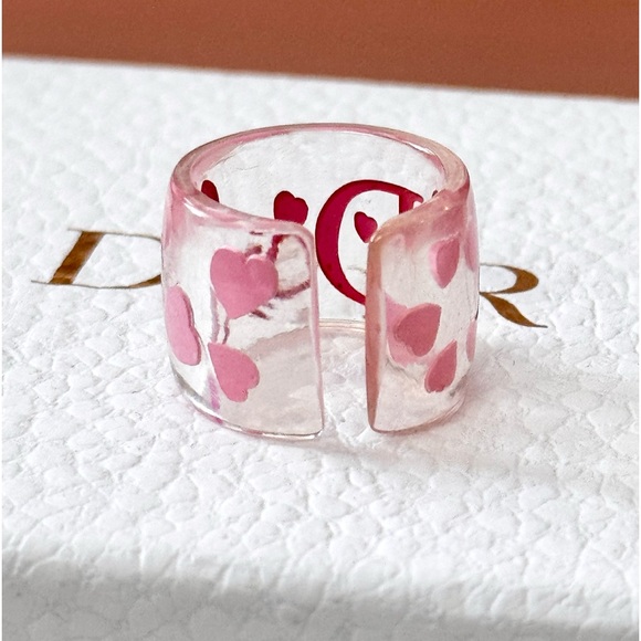 Dior Acrylic Ring Pink Hearts - Picture 4 of 5